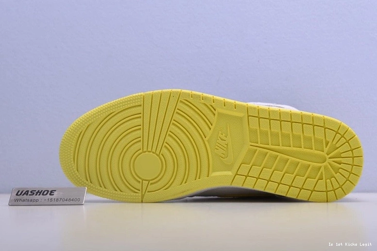 Flight  Class High First 555088-170 Retro Air Jordan 1 1207